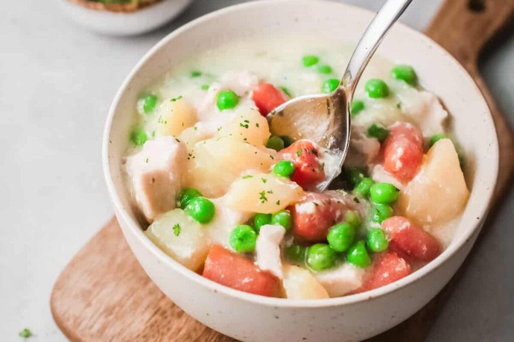 A bowl of chicken pot pie.