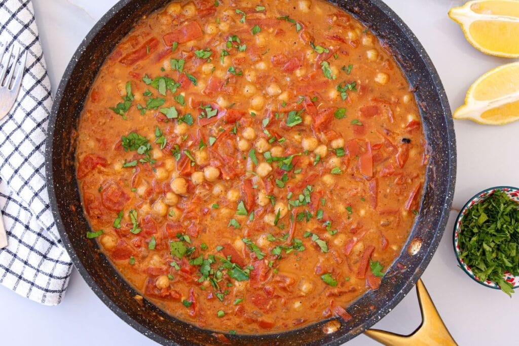 Chickpea curry in a pan.
