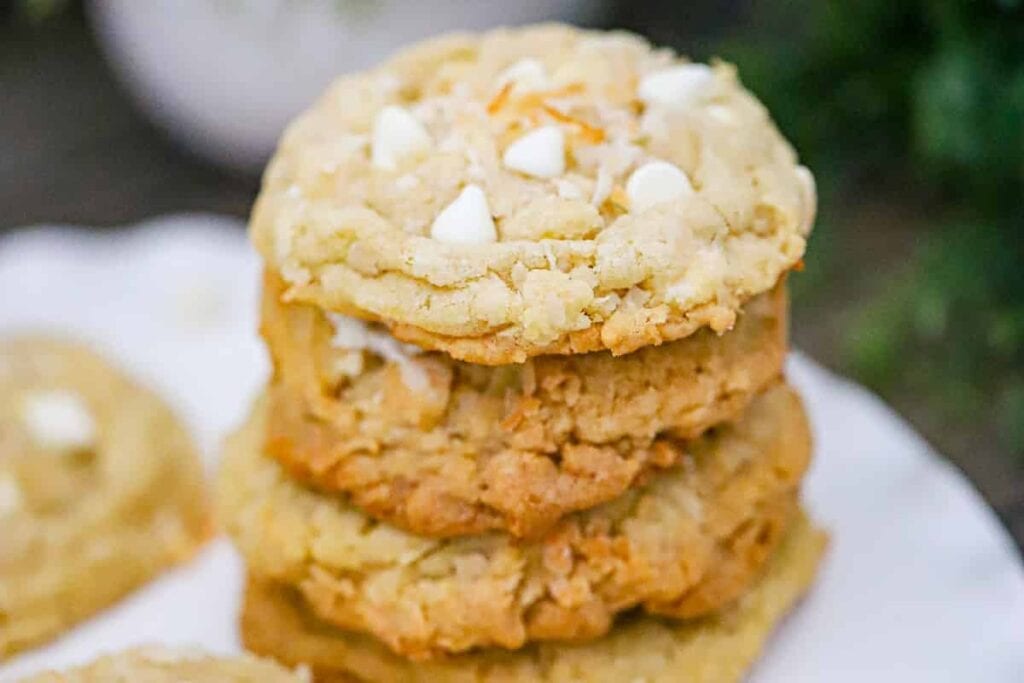 Cookies with white chocolate chips.