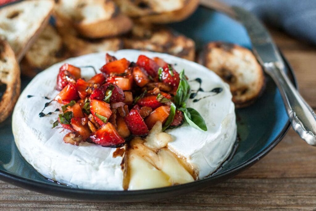 Grilled brie with strawberries.