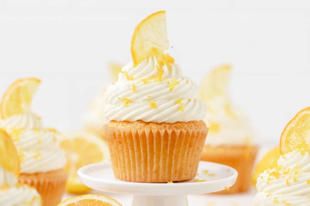Cupcakes with sliced lemons.