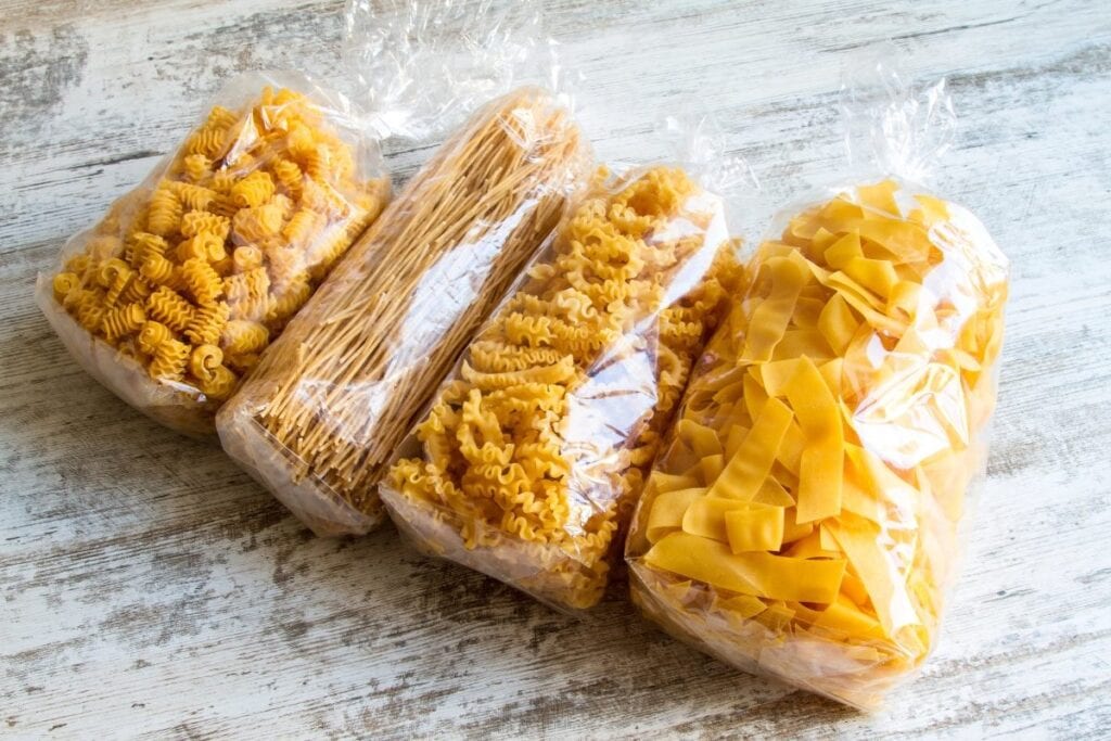 Different kinds of pastas.
