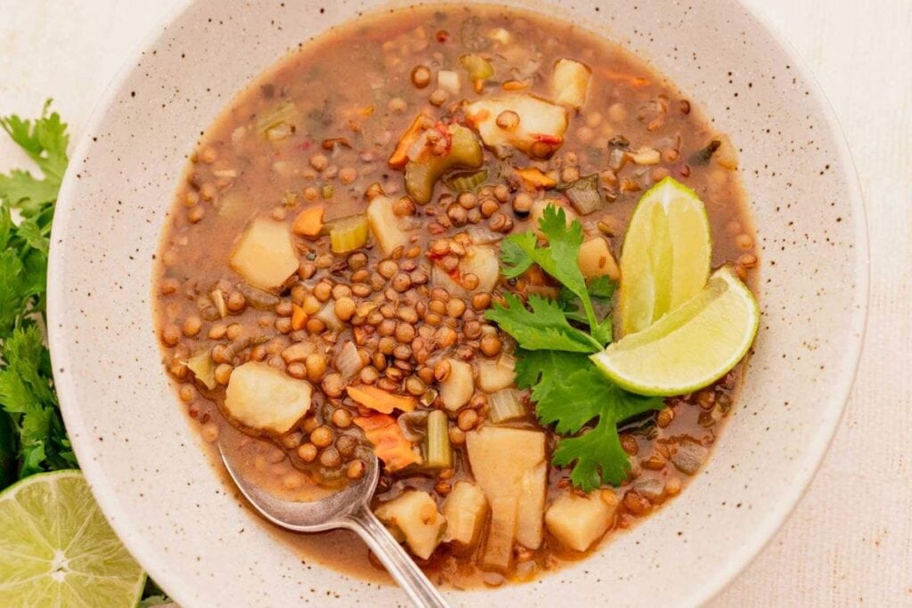Lentejas in a bowl.