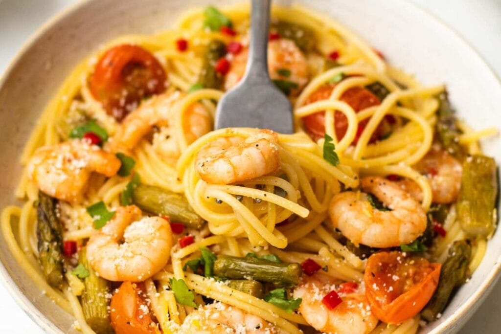 Asparagus pasta with shrimp.