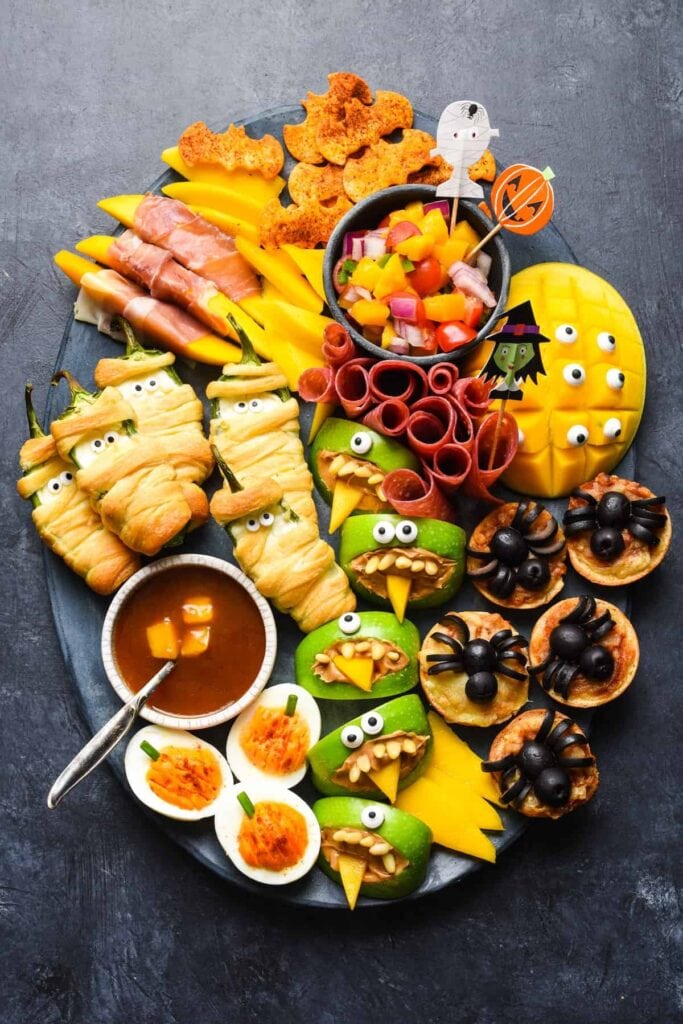 Charcuterie for Halloween with fruits.