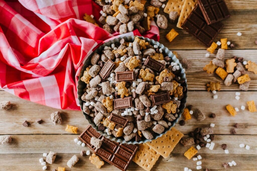 A bowl of s'mores muddy brownies.