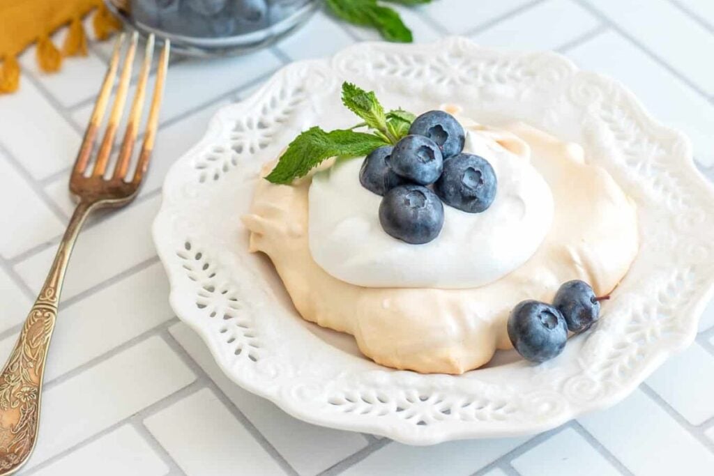Mini pavlovas with blueberries.