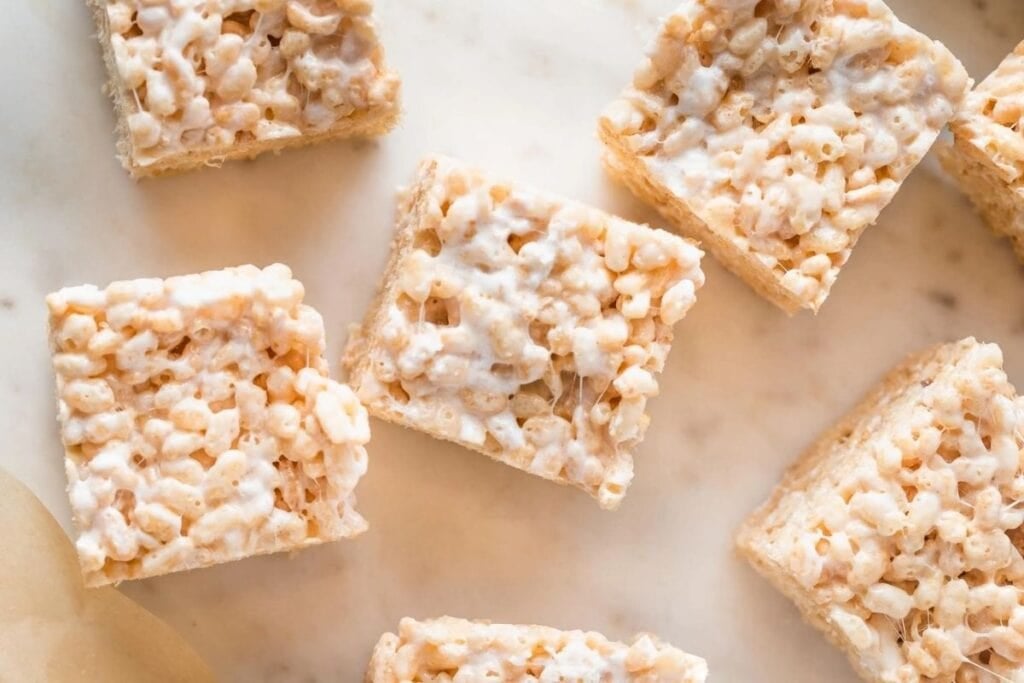 Close up shot of rice krispie treats.