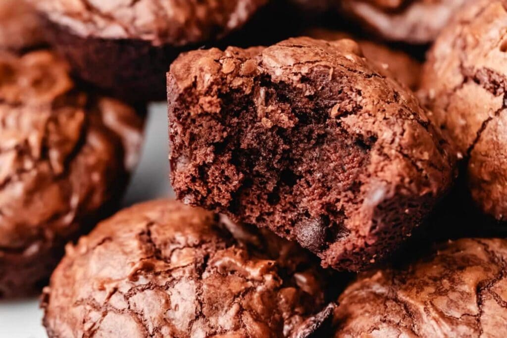 Close up shot of brownie bites.