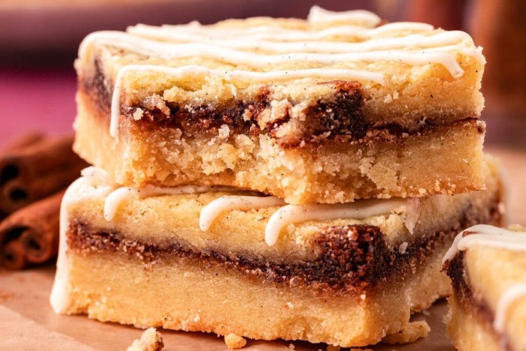 Close up shot of cinnamon roll bars.