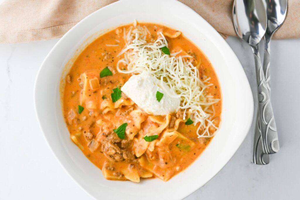 A bowl pf lasagna soup.
