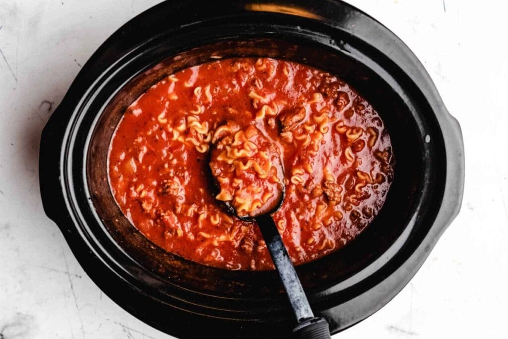 Lasagna soup in crockpot.