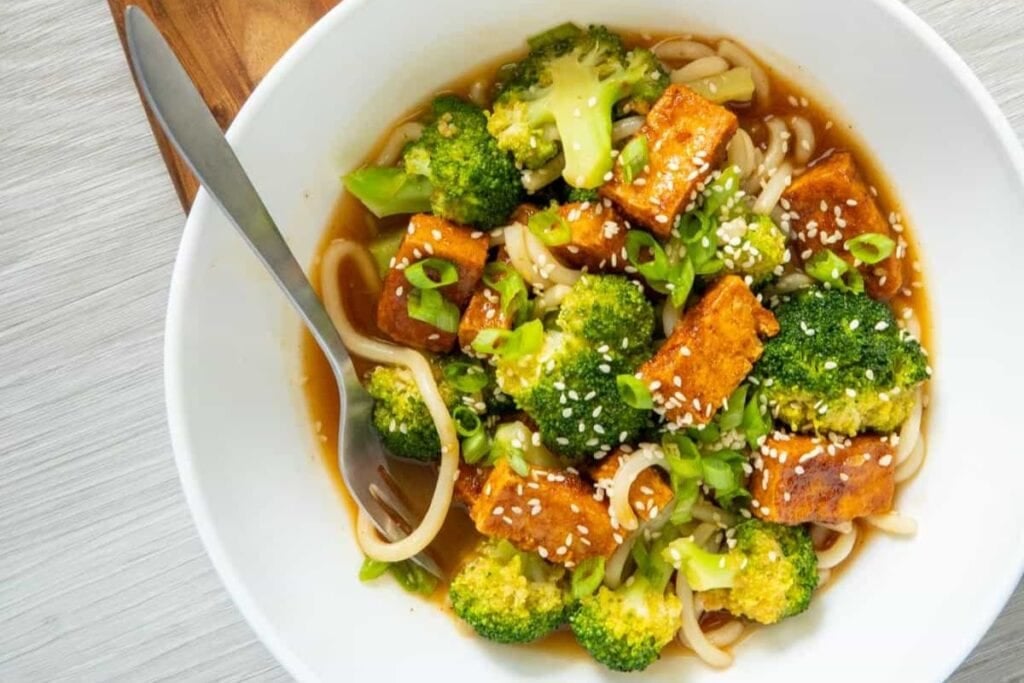 A bowl of garlic tofu.