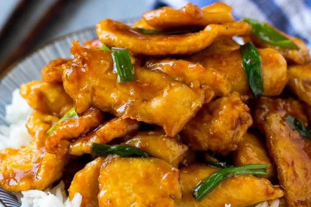 Close up shot of Mongolian chicken.