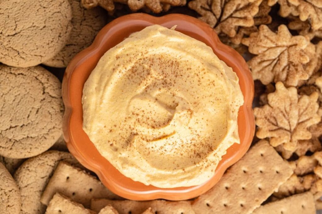 A close up shot of pumpkin pie dip.