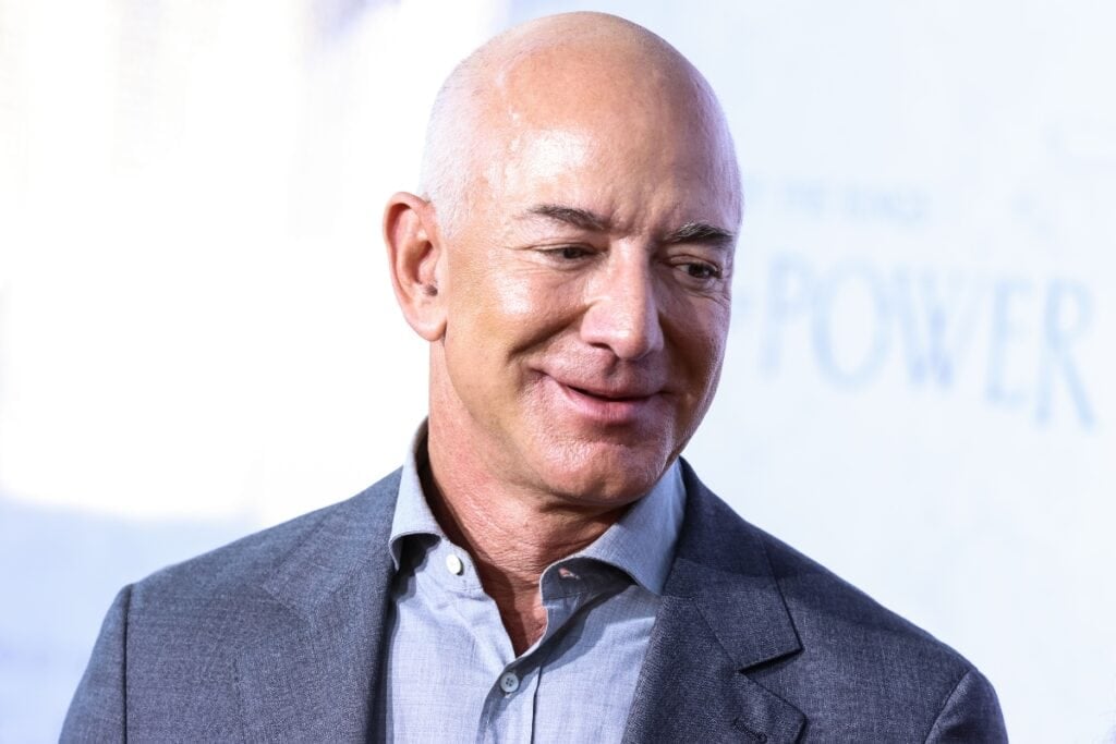 A photo of Jeff Bazos.