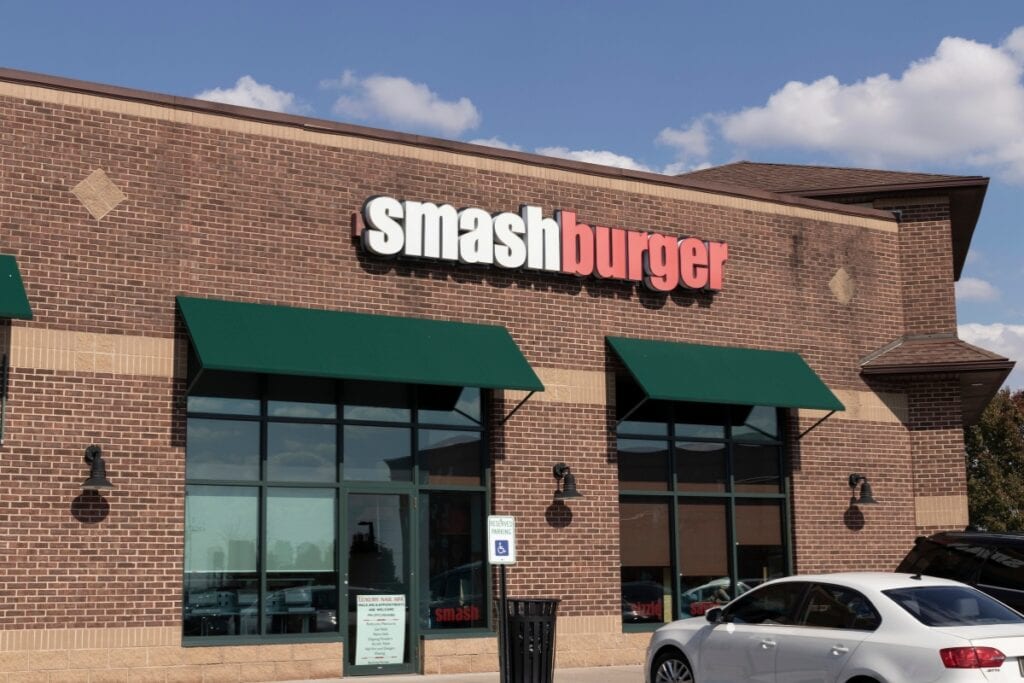Front of Smashburger restaurant.