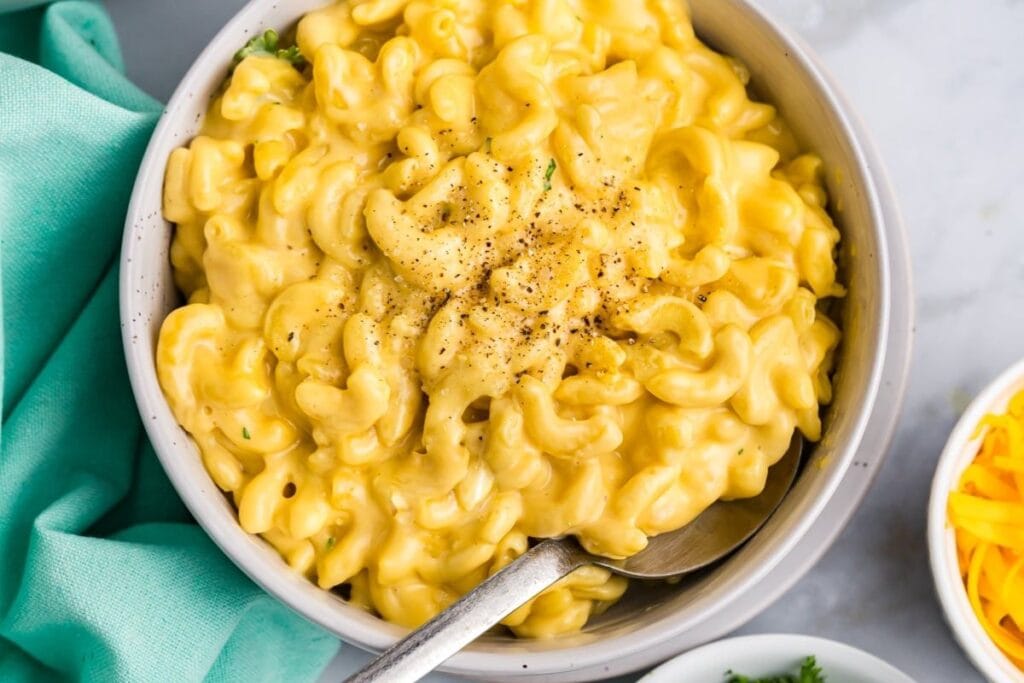 Mac and cheese in a bowl.