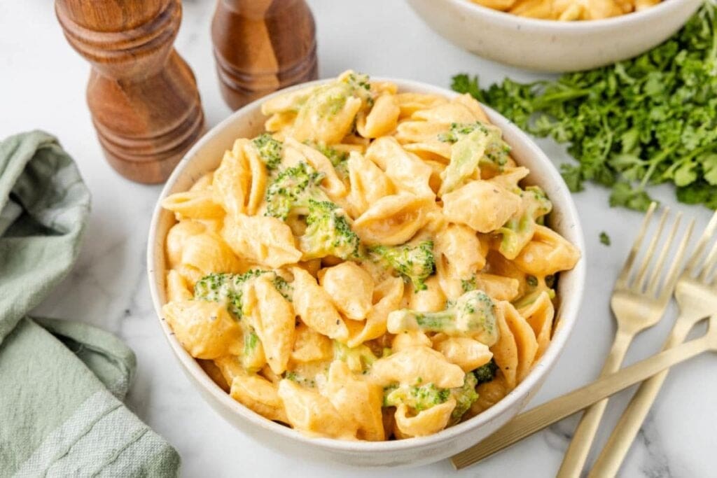 Broccoli mac and cheese in a bowl.
