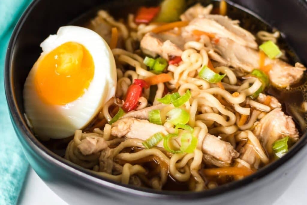 Chicken ramen in a bowl.