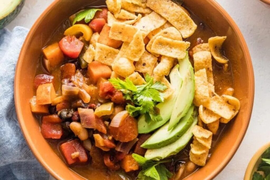 Pumpkin chicken in a bowl.