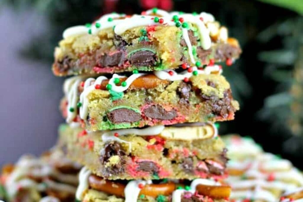 A close up shot of pretzel cookie bars.