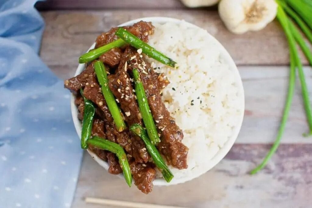 A close up shot of Mongolian beef.