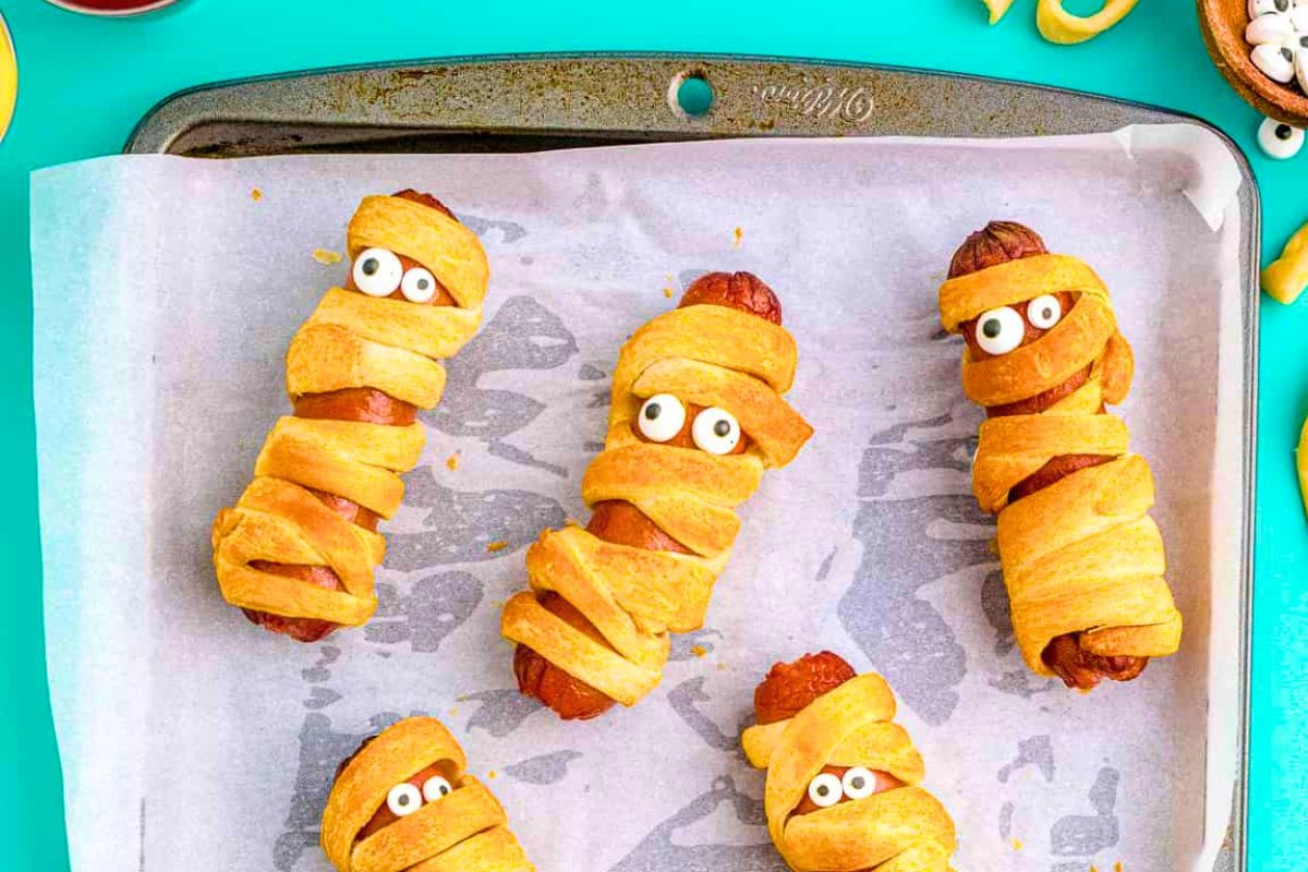 halloween appetizer mummy on baking sheet
