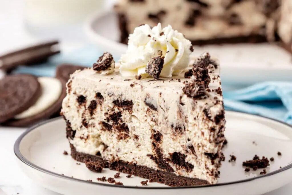 No-bake Oreo cheesecake served on a plate.