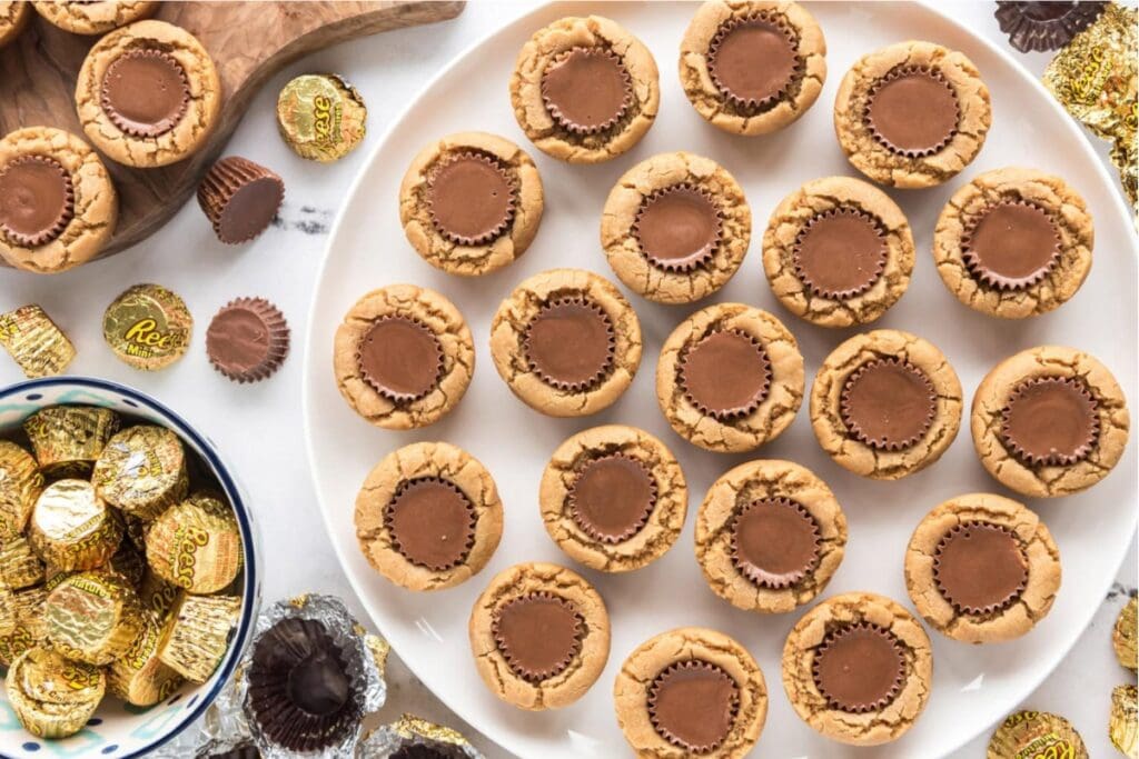 Reese’s peanut butter cup cookies on a plate.