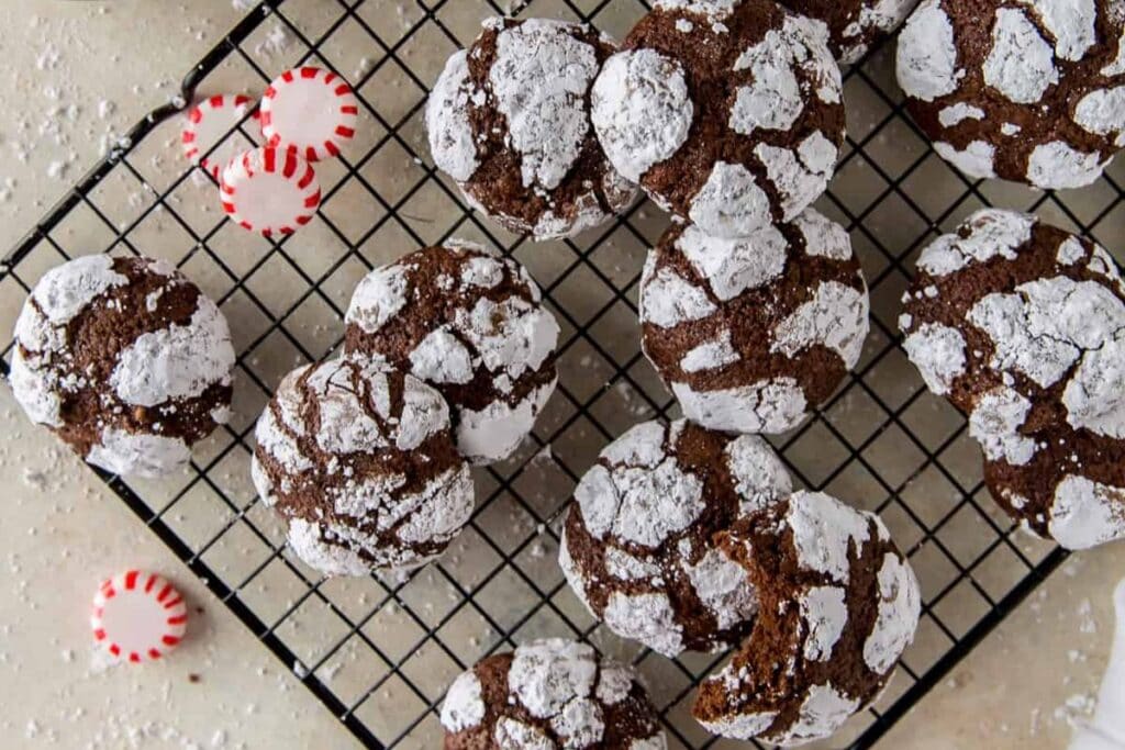 A close up shot of crinkle cookies.