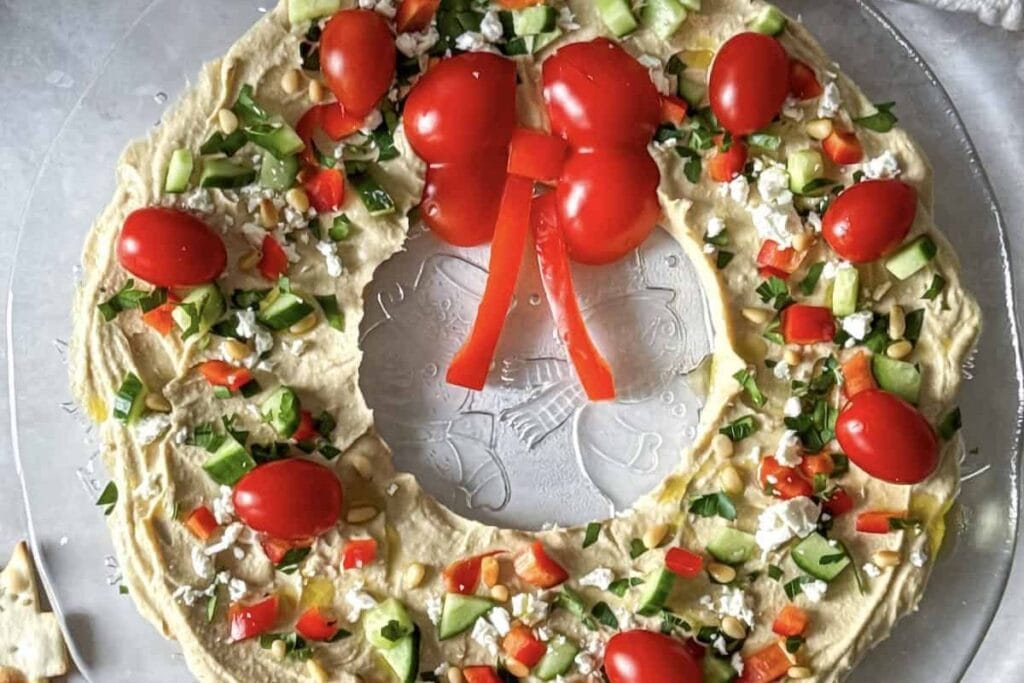 A close up shot of hummus wreath.