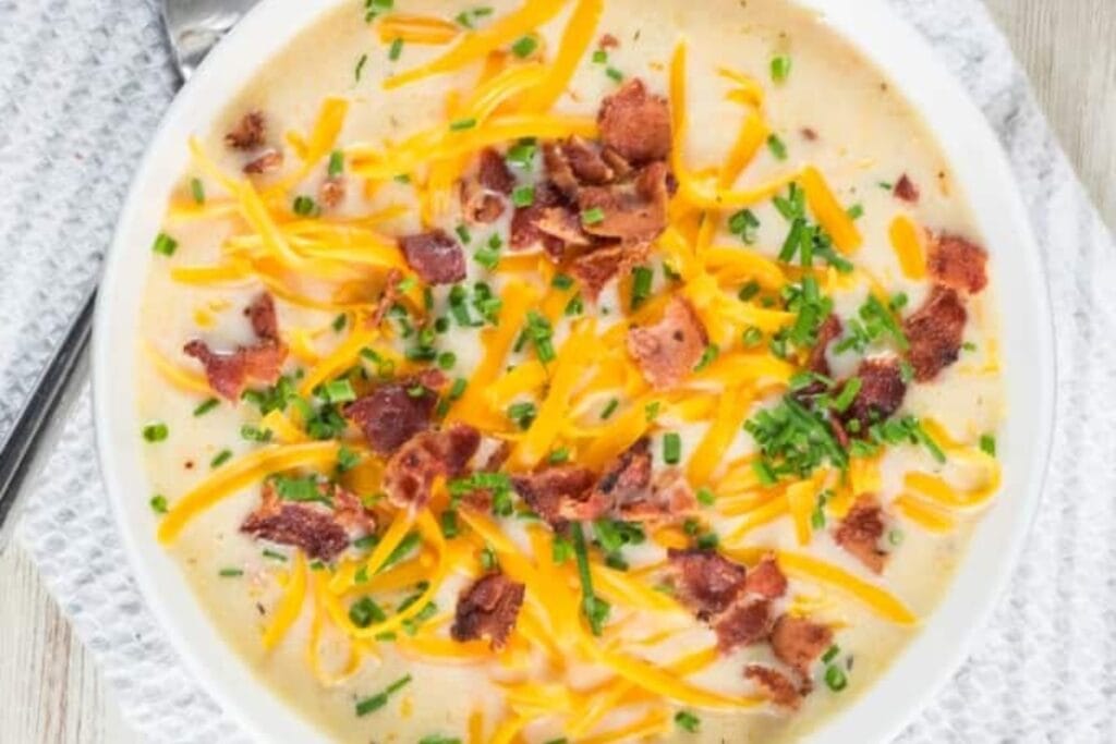 Cauliflower corn chowder in a bowl.