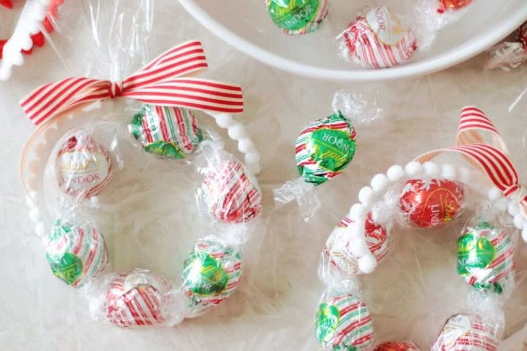 A close up shot of truffle wreaths.
