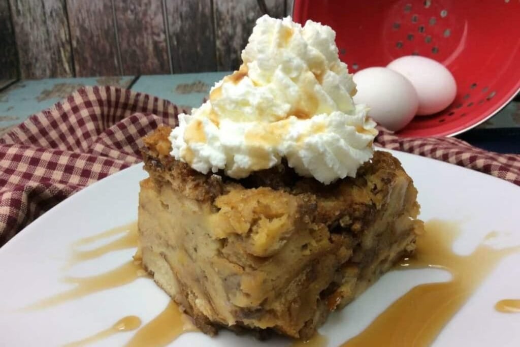 A close up shot of crock pot french toast.
