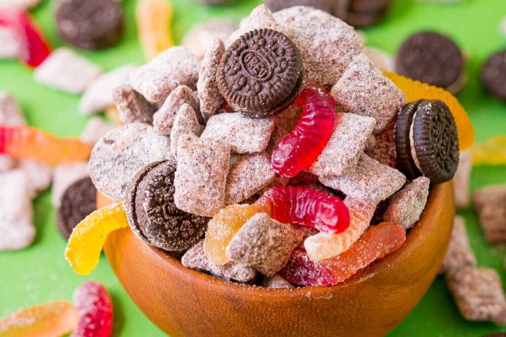 A close up shot of Dirt Cake Muddy buddies.