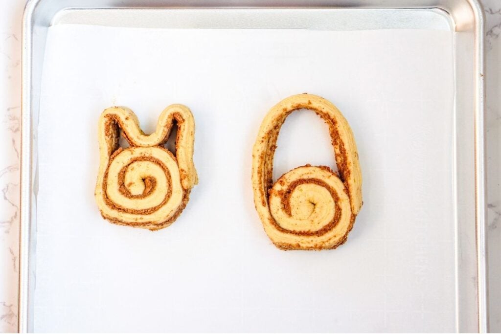 Process shot for bunny cinnamon rolls.