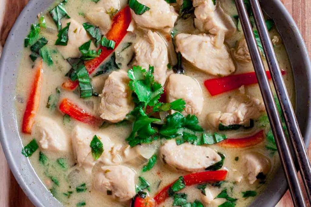 A close up shot of chicken curry.