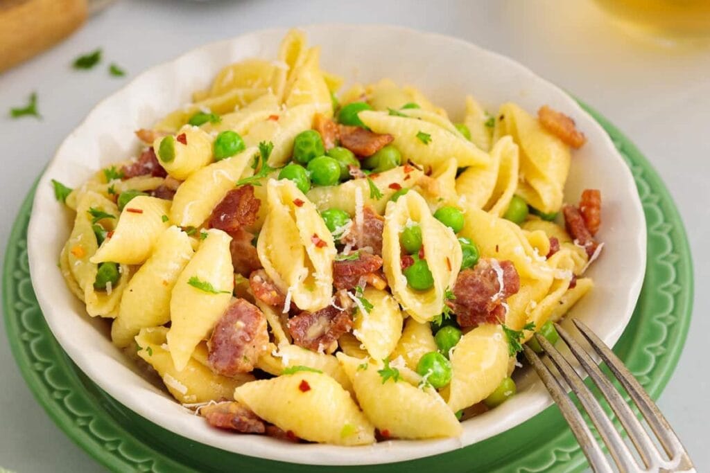 creamy bacon pasta in a bowl.