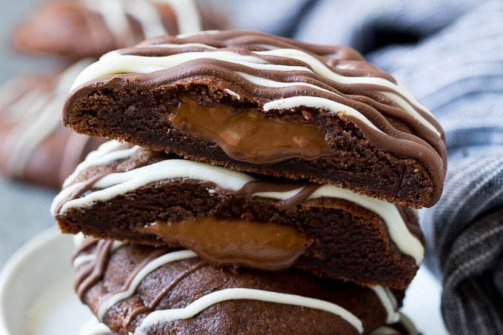 Close-up of Nutella cookies with a gooey chocolate-hazelnut filling.