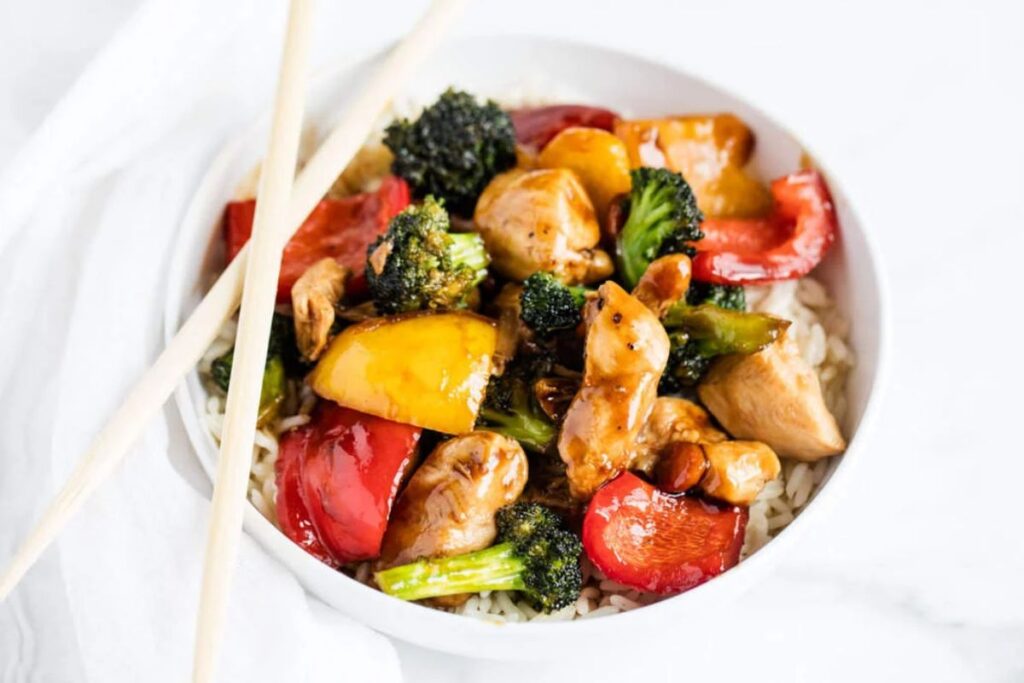 A close up shot of chicken stir fry.