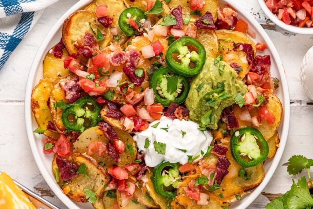 A close up shot of nachos.