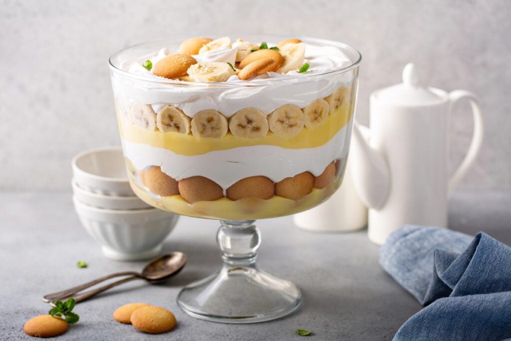 Homemade banana pudding in a glass bowl.