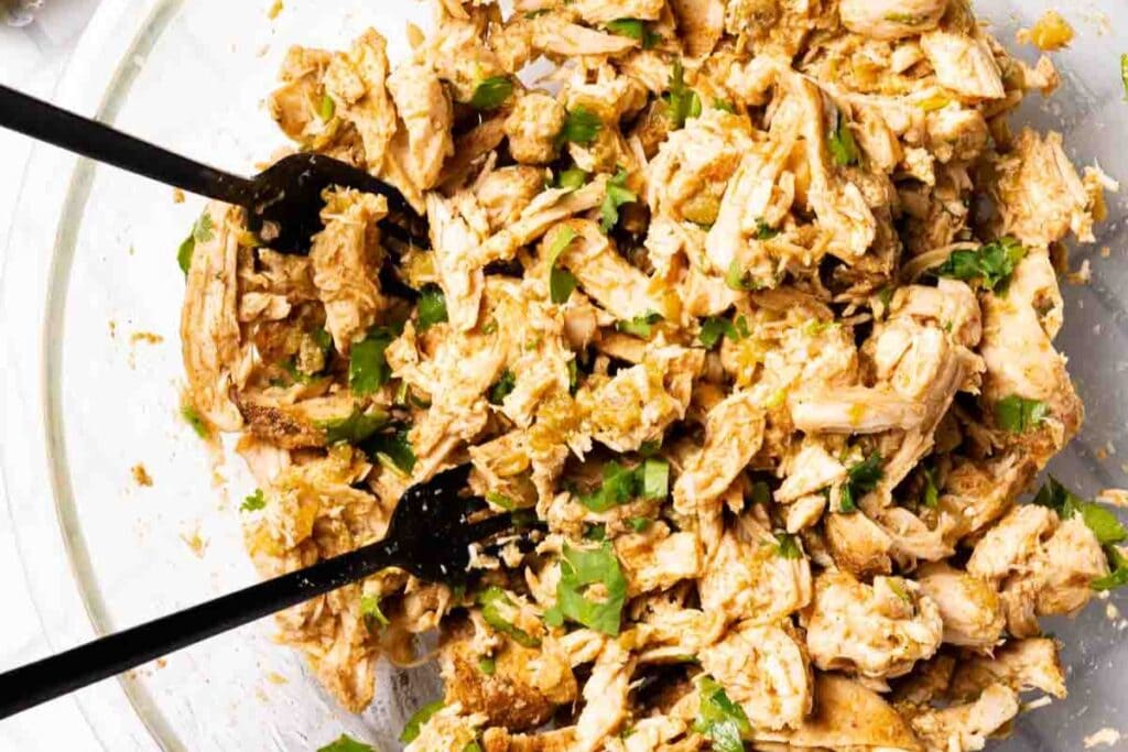 Shredded chile chicken served in a bowl.