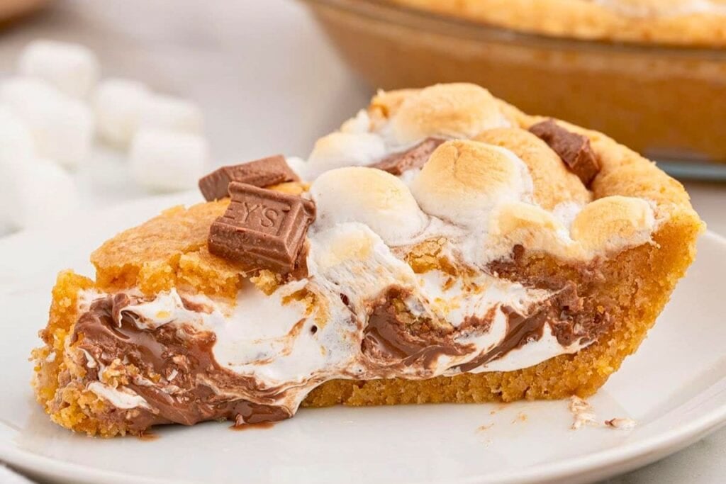 A close up shot of s'mores pie.