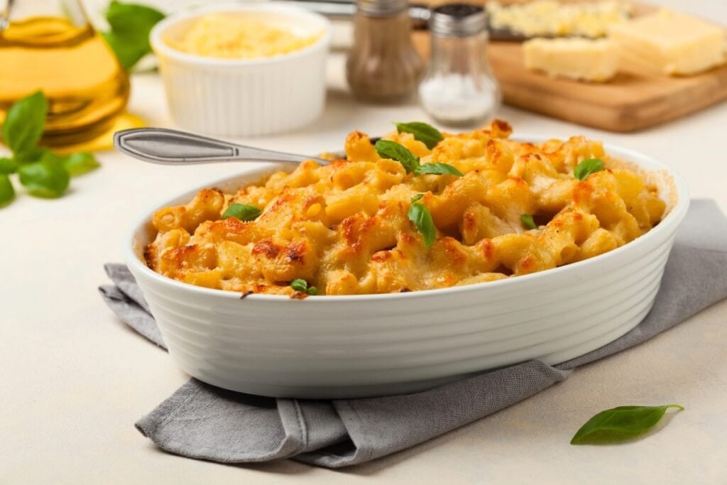 Mac and cheese with tuna in a baking dish.
