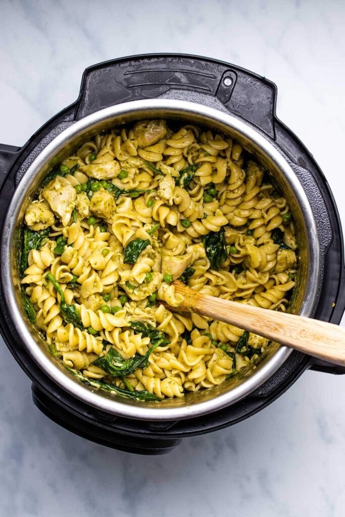 Pesto chicken pasta in an instant pot.