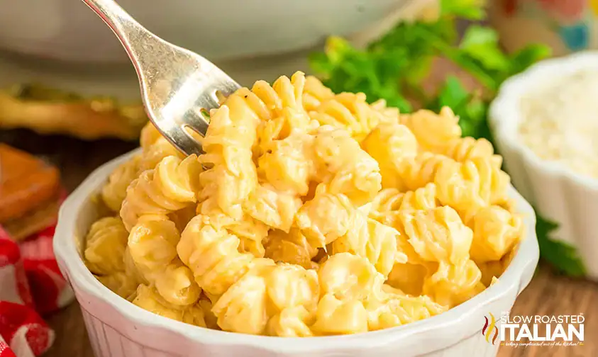 Boston Market mac and cheese copycat in a bowl.