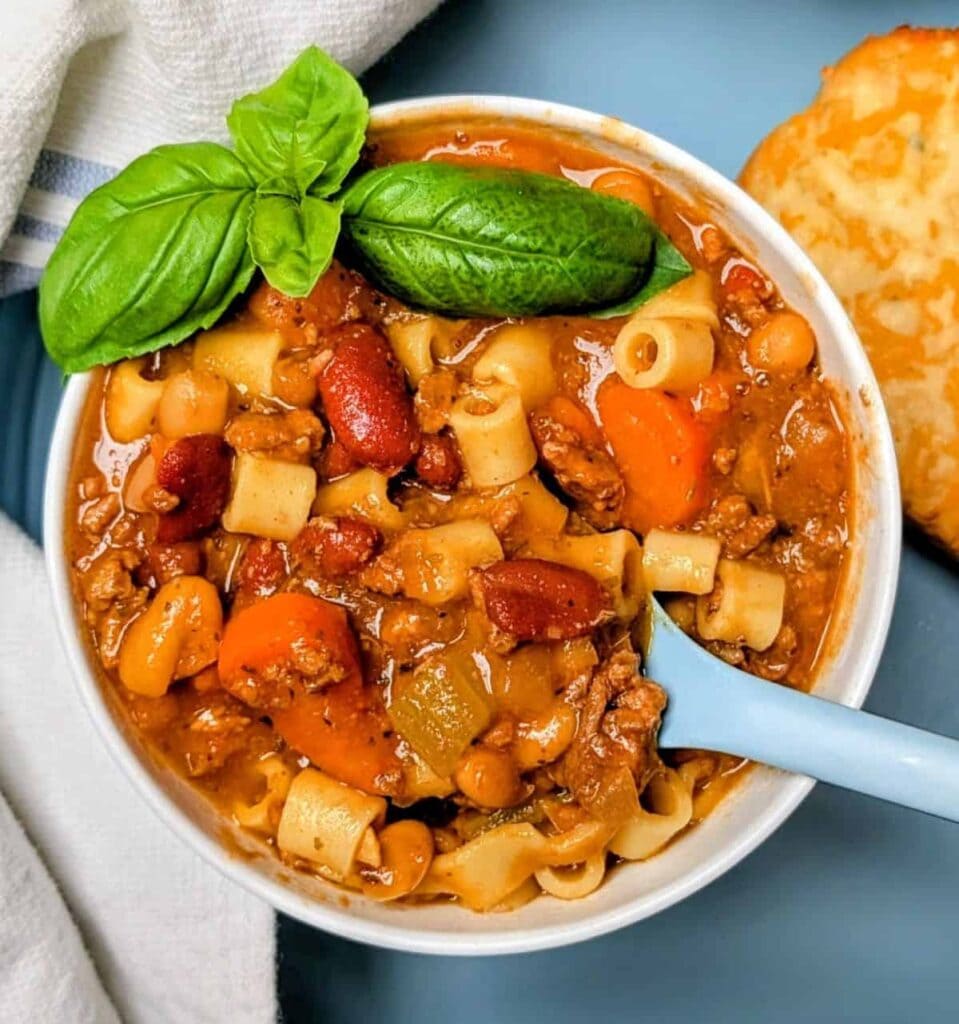 Olive Garden slow cooker pasta fagioli served in a bowl.