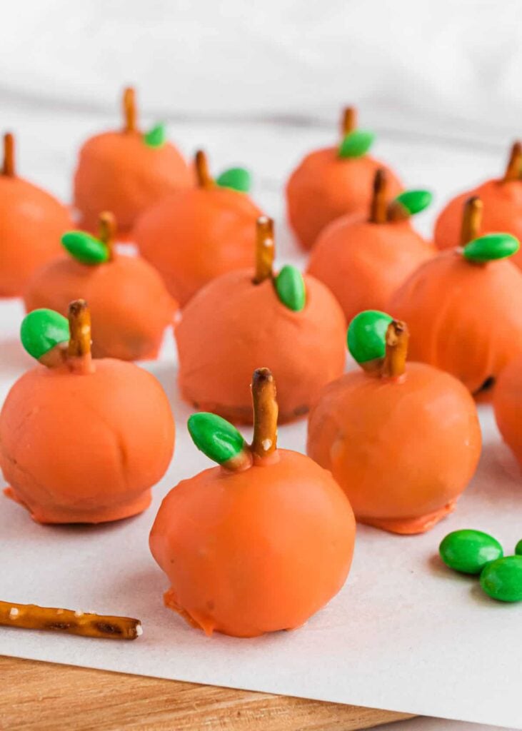 pumpkin oreo balls